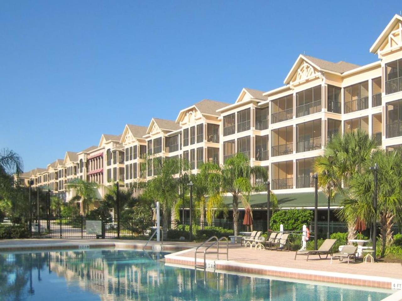 Cozy 2Br Condo - Private Balcony - Near Disney オーランド エクステリア 写真
