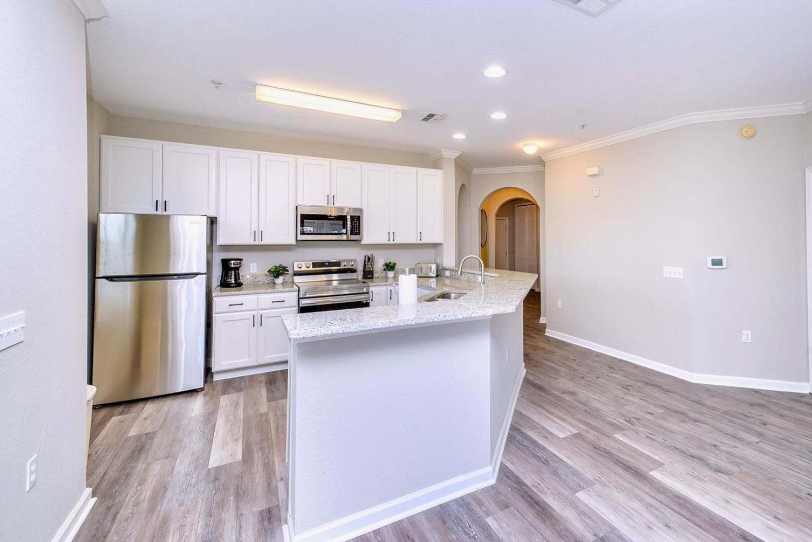 Cozy 2Br Condo - Private Balcony - Near Disney オーランド エクステリア 写真